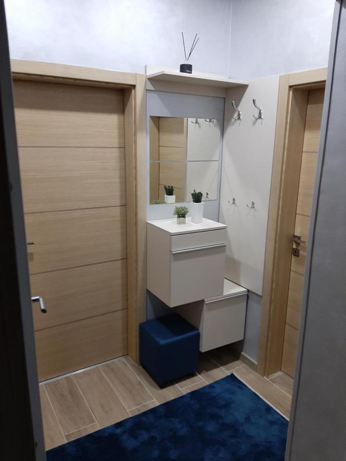 Stefan Lux Apartment Bijeljina Eksteriør billede
