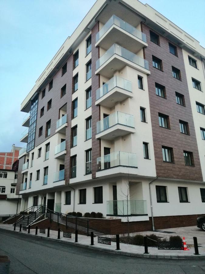 Stefan Lux Apartment Bijeljina Eksteriør billede